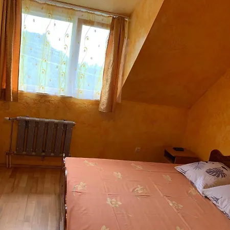 над рікою Guest house